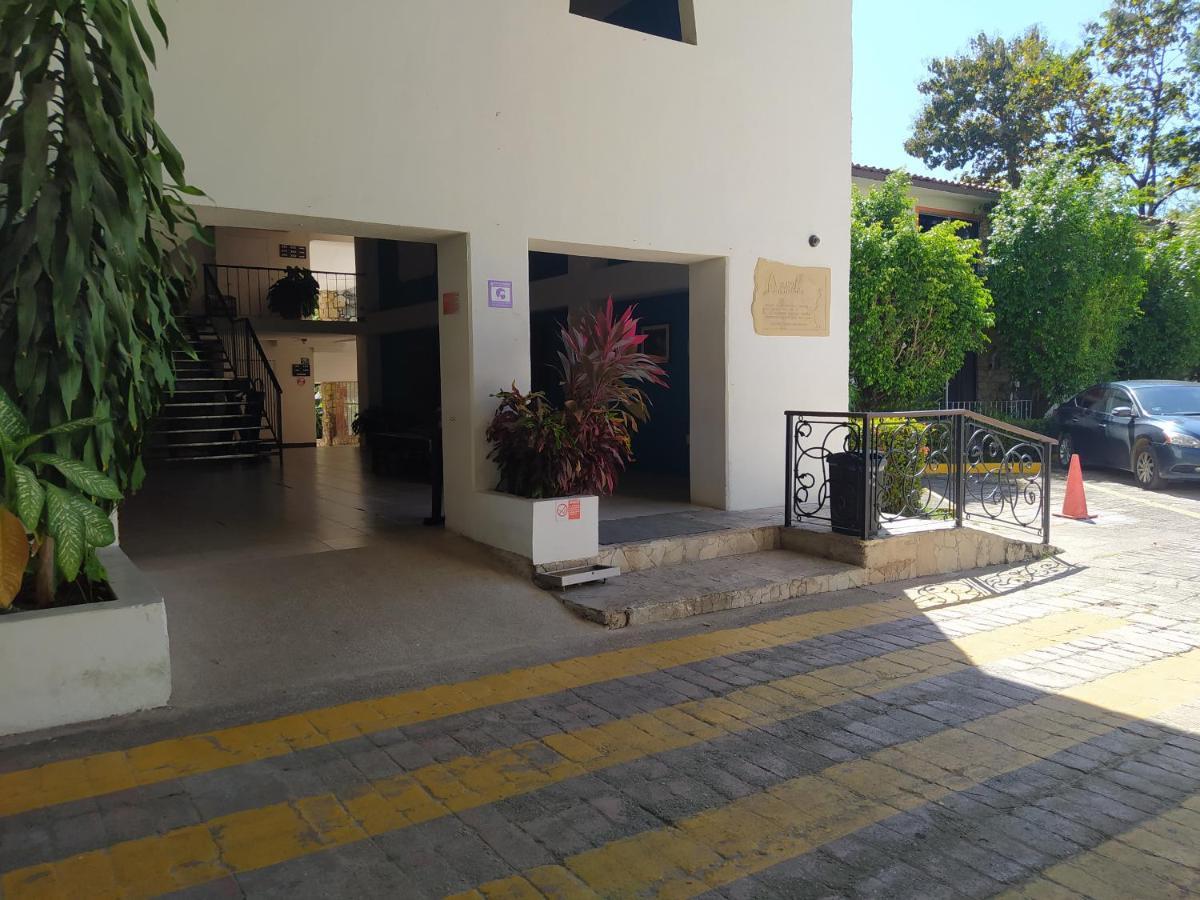 Hotel Plaza Palenque Zewnętrze zdjęcie