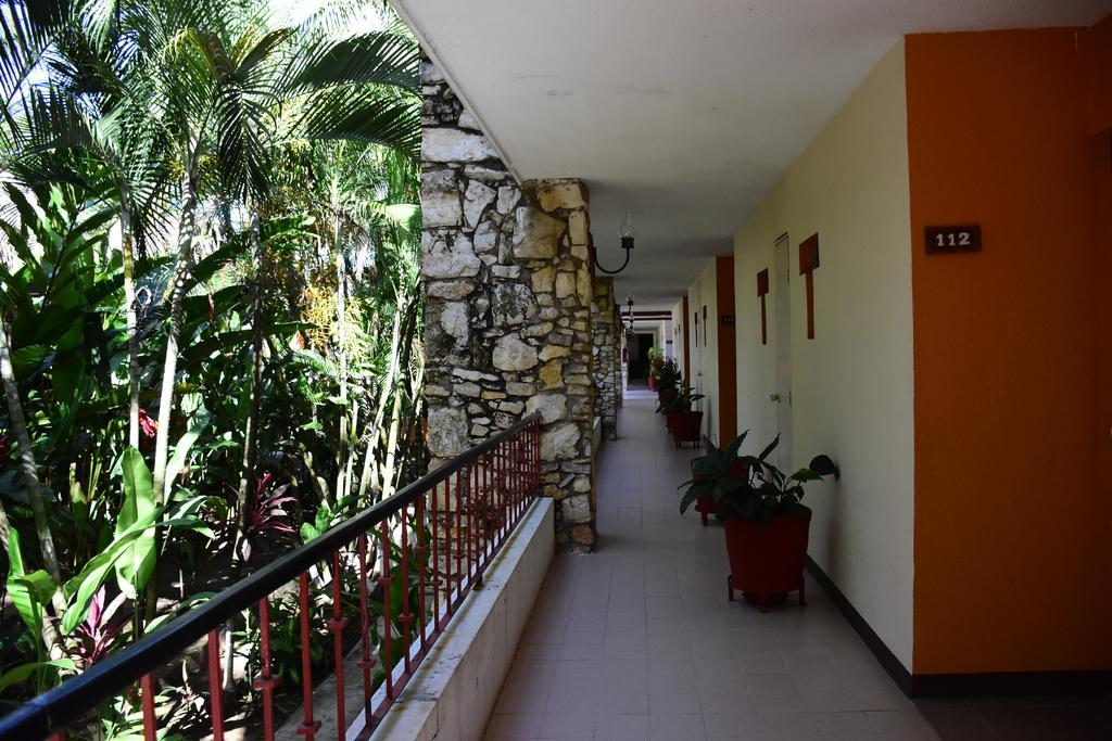 Hotel Plaza Palenque Zewnętrze zdjęcie
