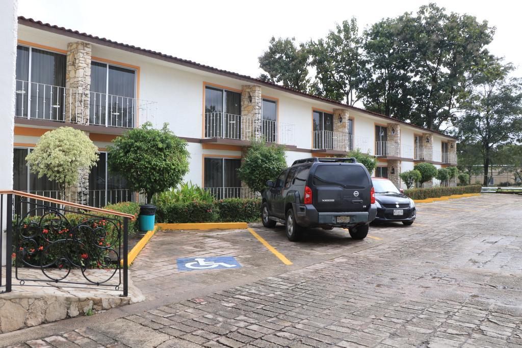 Hotel Plaza Palenque Zewnętrze zdjęcie
