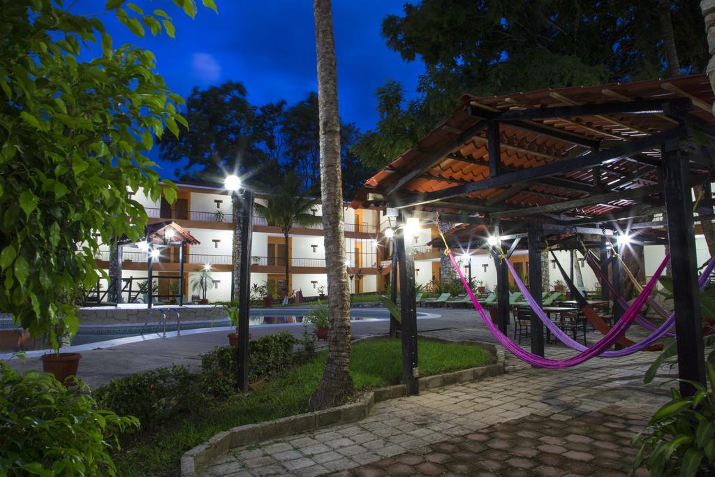 Hotel Plaza Palenque Zewnętrze zdjęcie