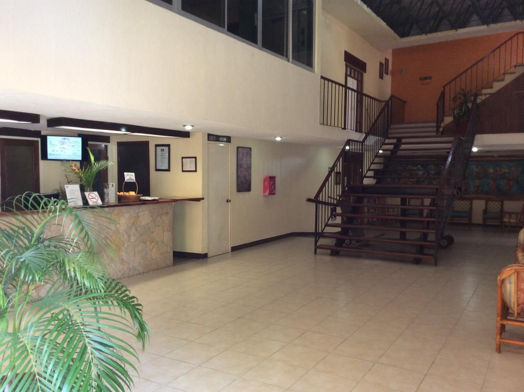 Hotel Plaza Palenque Zewnętrze zdjęcie