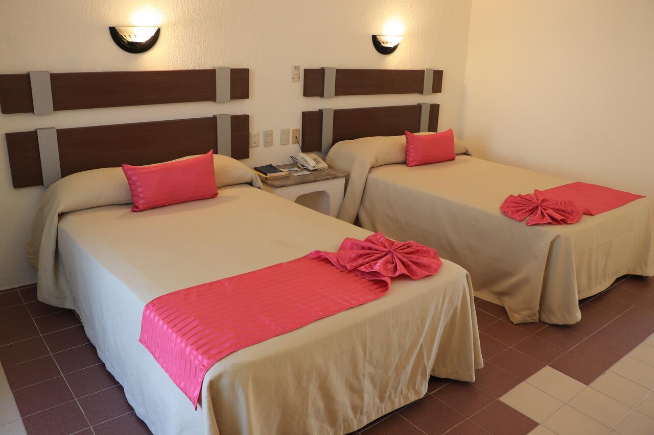 Hotel Plaza Palenque Zewnętrze zdjęcie